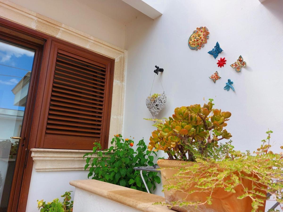 Bed and Breakfast Mama Dami Maruggio Exterior foto